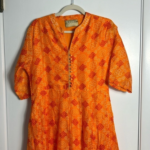 Kalki Russet Orange Indo-Western Dress With Bandhani Print In Kota Silk India - Picture 4 of 12